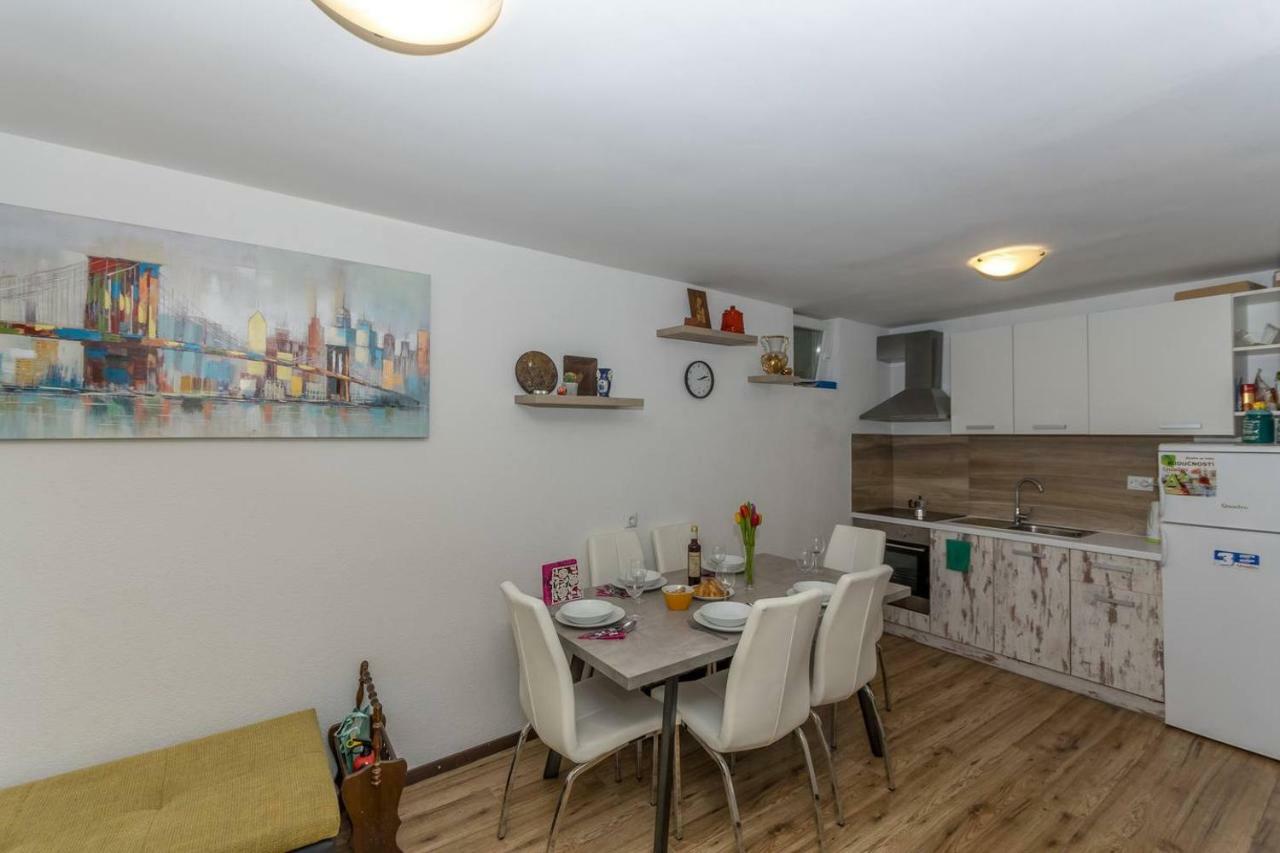Dalmatinska Kuca Blanka Villa Kaštela Exterior foto